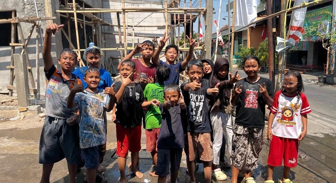 Foto bersama lomba anak-anak-1
