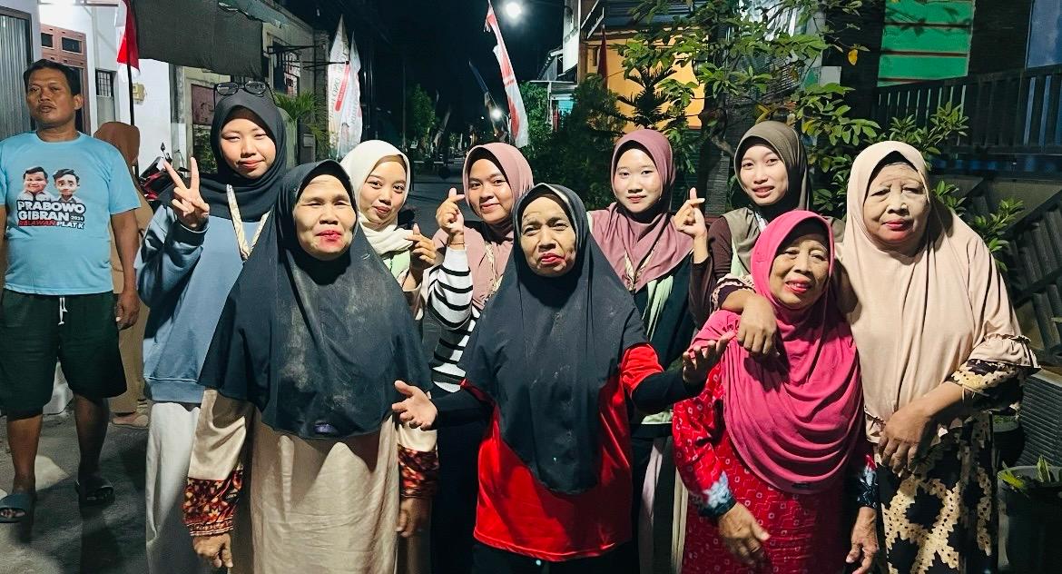 Foto bersama lomba berdandan-1