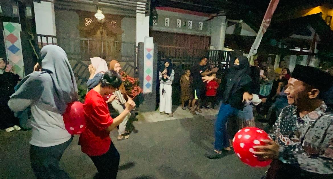 Jepit balon berpasangan-1